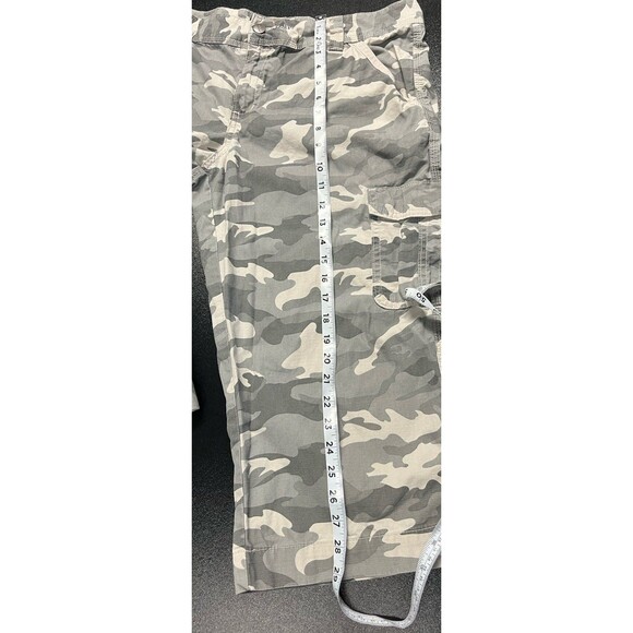 Carhartt Pants Womens Camo Camouflaged El Paso Cropped Cargo Pant Crop Size 14 - Picture 5 of 10